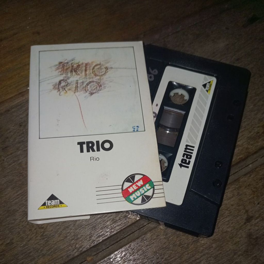 Kaset Trio Rio/team records maxell