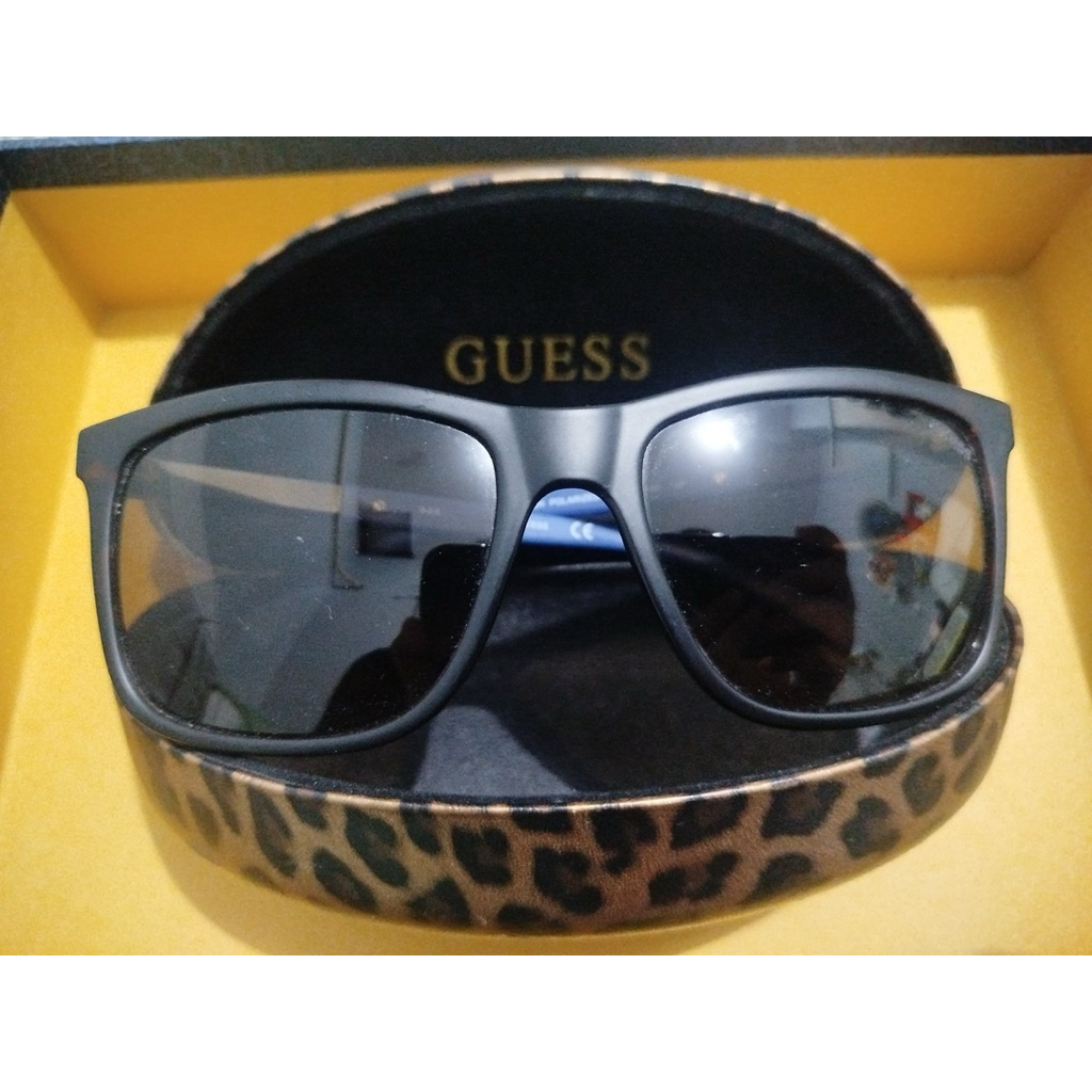 kacamata guess original polaroid