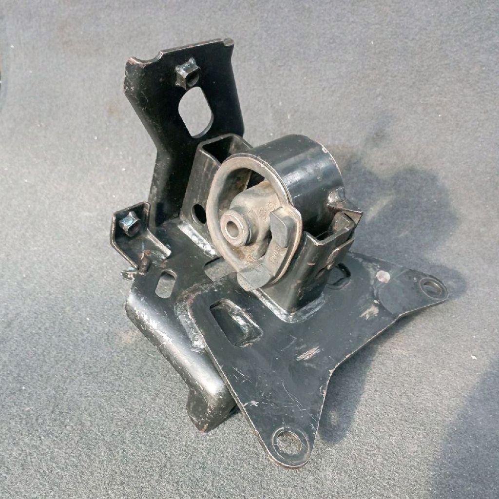 Engine Mounting Toyota Vios Gen 2 1NZ KIRI Original Copotan