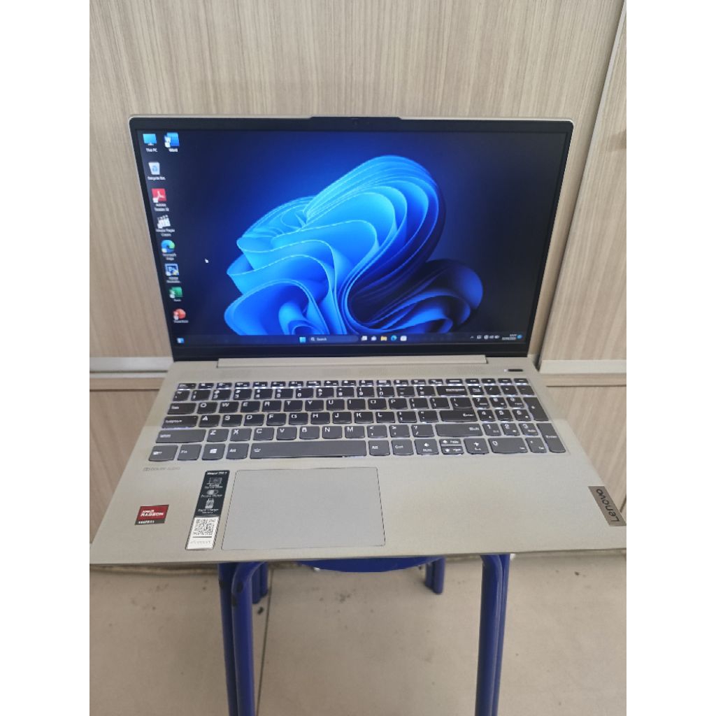 LENOVO SLIM 5 AMD RYZEN 7