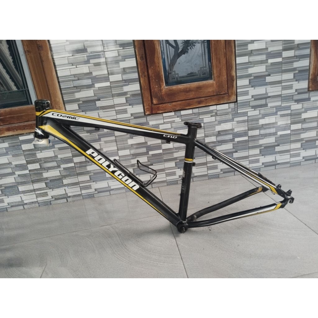 frame polygon cozmic cx 1.0 26 Sz M
