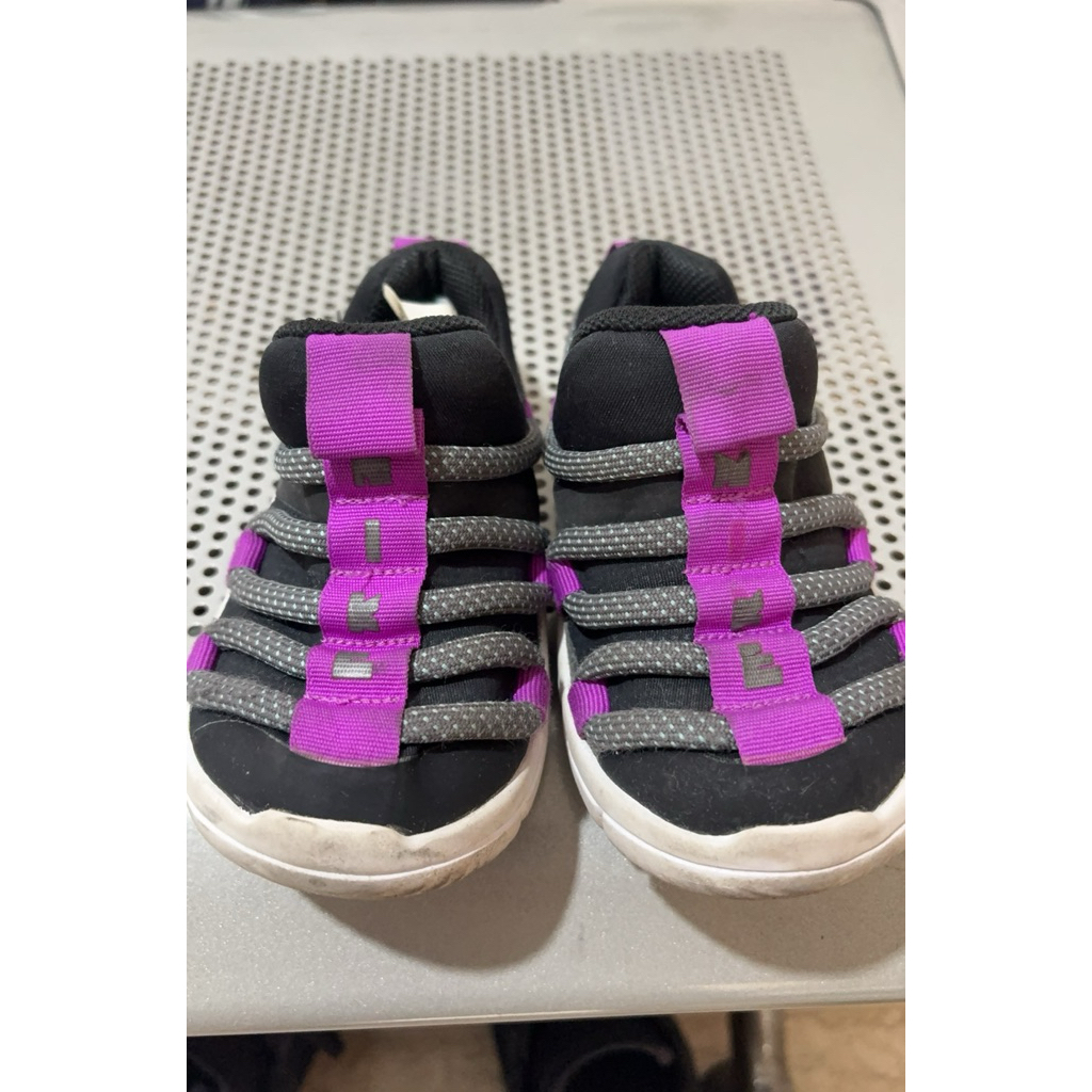 preloved sepatu bayi nike original