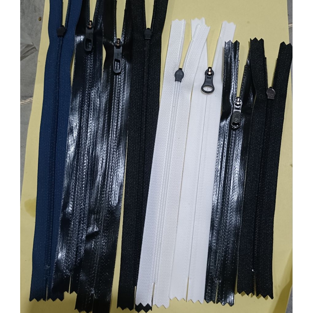 Resleting water proof no 3 ykk