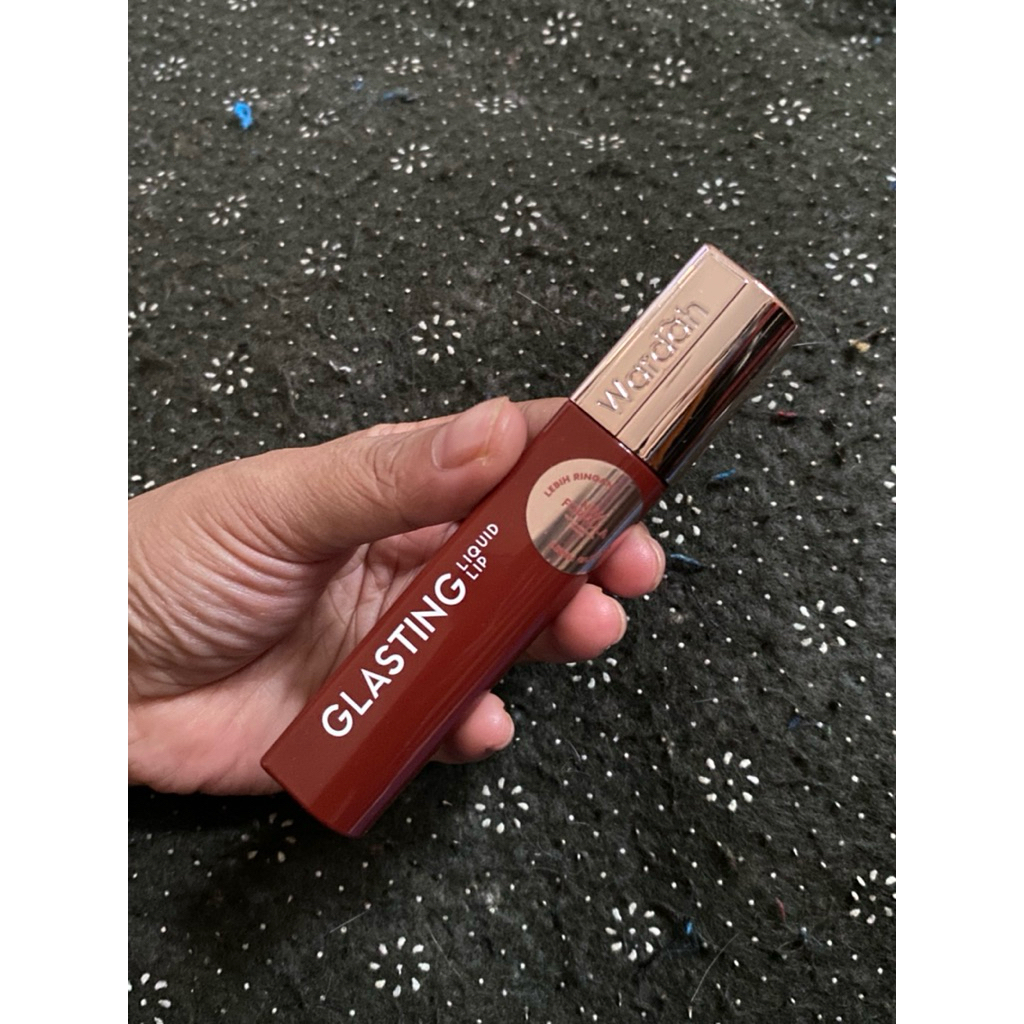 WARDAH Glasting Liquid Lip - Hi-Pigmented Glass Color Shade 08 Ruby Spark