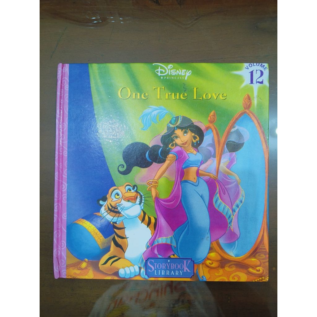Buku Dongeng Disney Princess Storybook Library Collection Two Hearts as One / One True Love