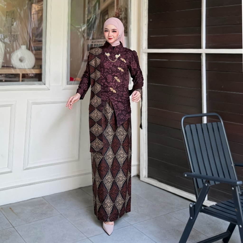 Kebaya Janggan Syifa  Hadju Kancing Sanghai Setelan Jaguar Fukuro Kombinasi Batik QY- Fashion Wisuda