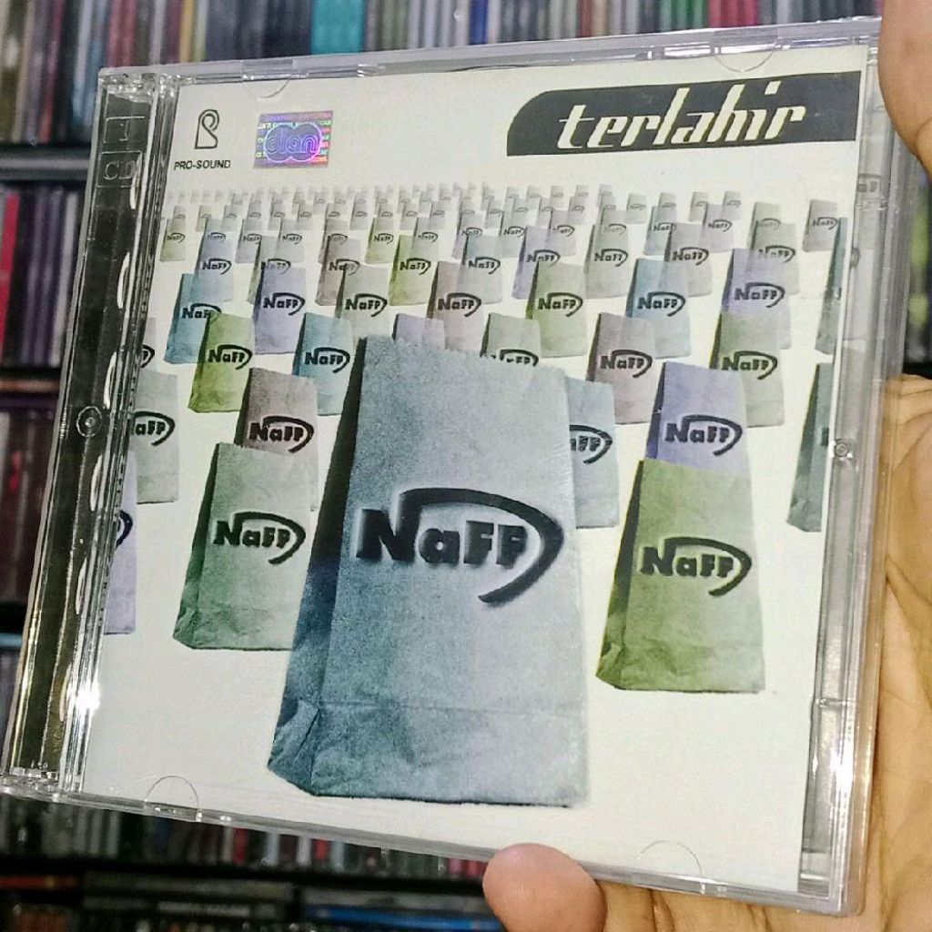 CD Naff Band - Terlahir Pro-Sound Record