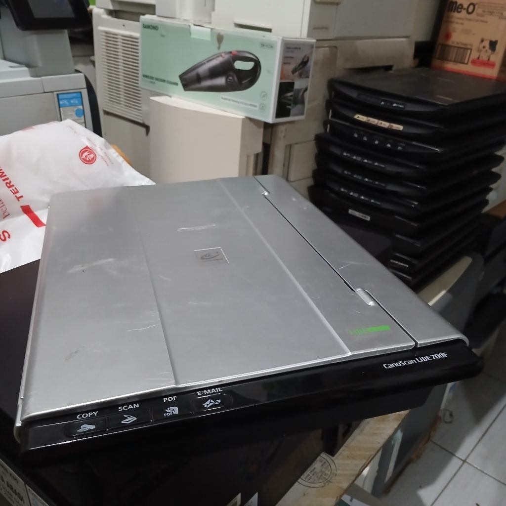 Canoscan Lide 700F scanner A4 canon