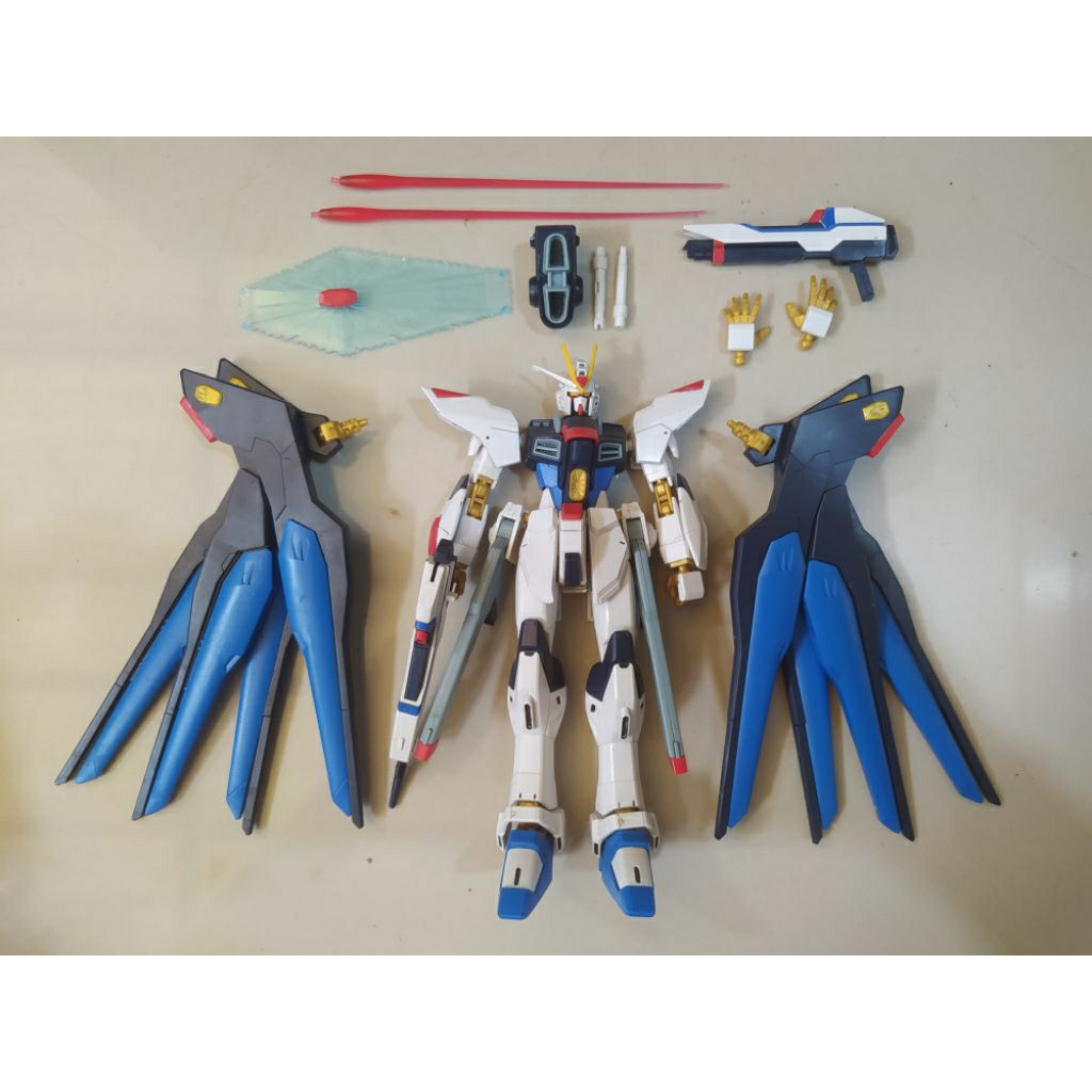 parts HG 1/144 Strike Freedom Gundam (Revive) Model Kit Bandai