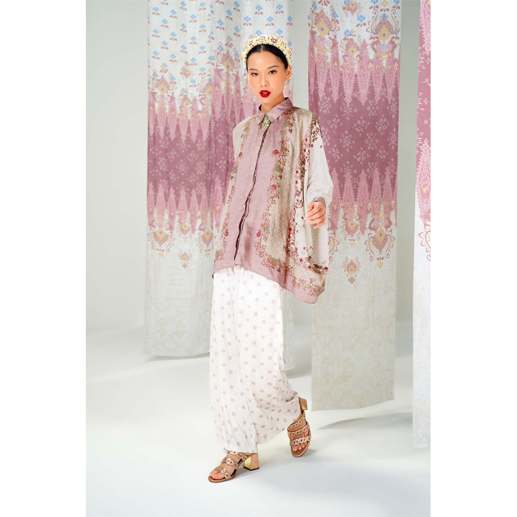 Benang Jarum x Dian Pelangi Benang Pelangi limar batwing shirt