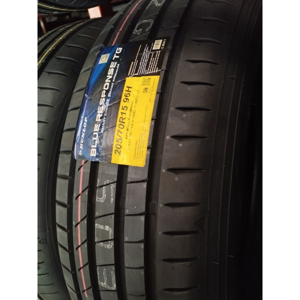 Ban Dunlop 205/70 R15 BLUERESPONSE TG
