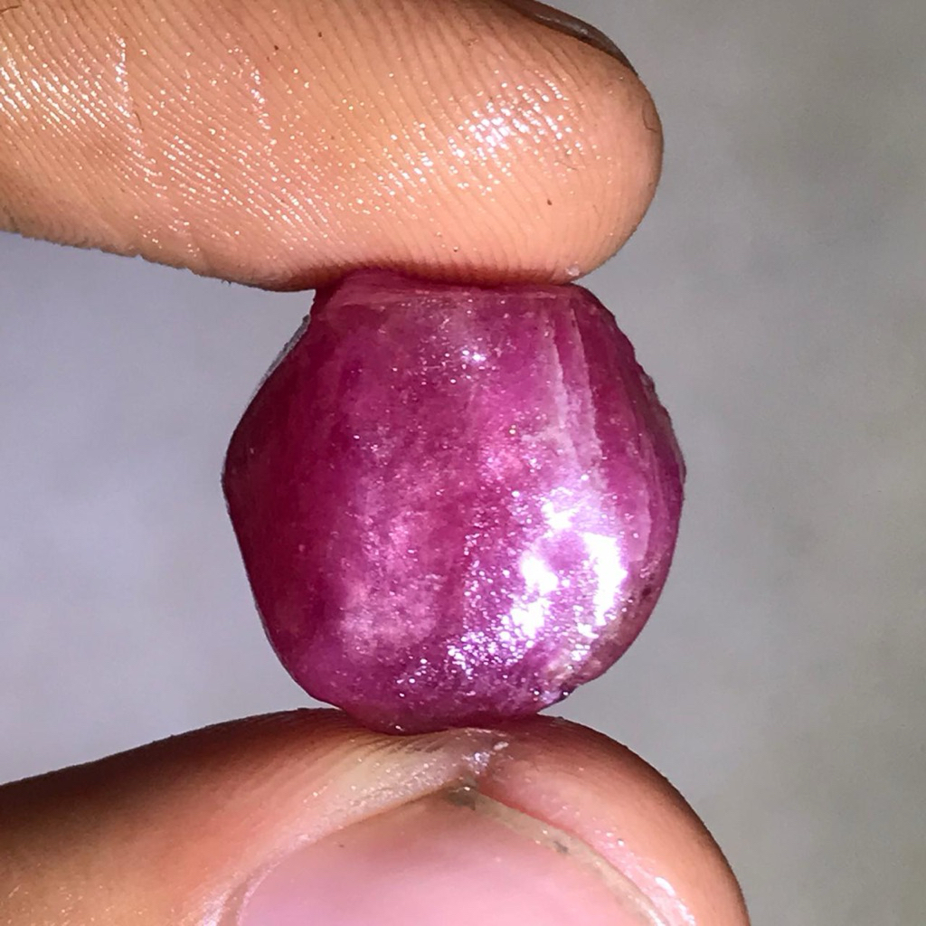 BAHAN RUBY STAR DIM 18 X 17 X 16 MM