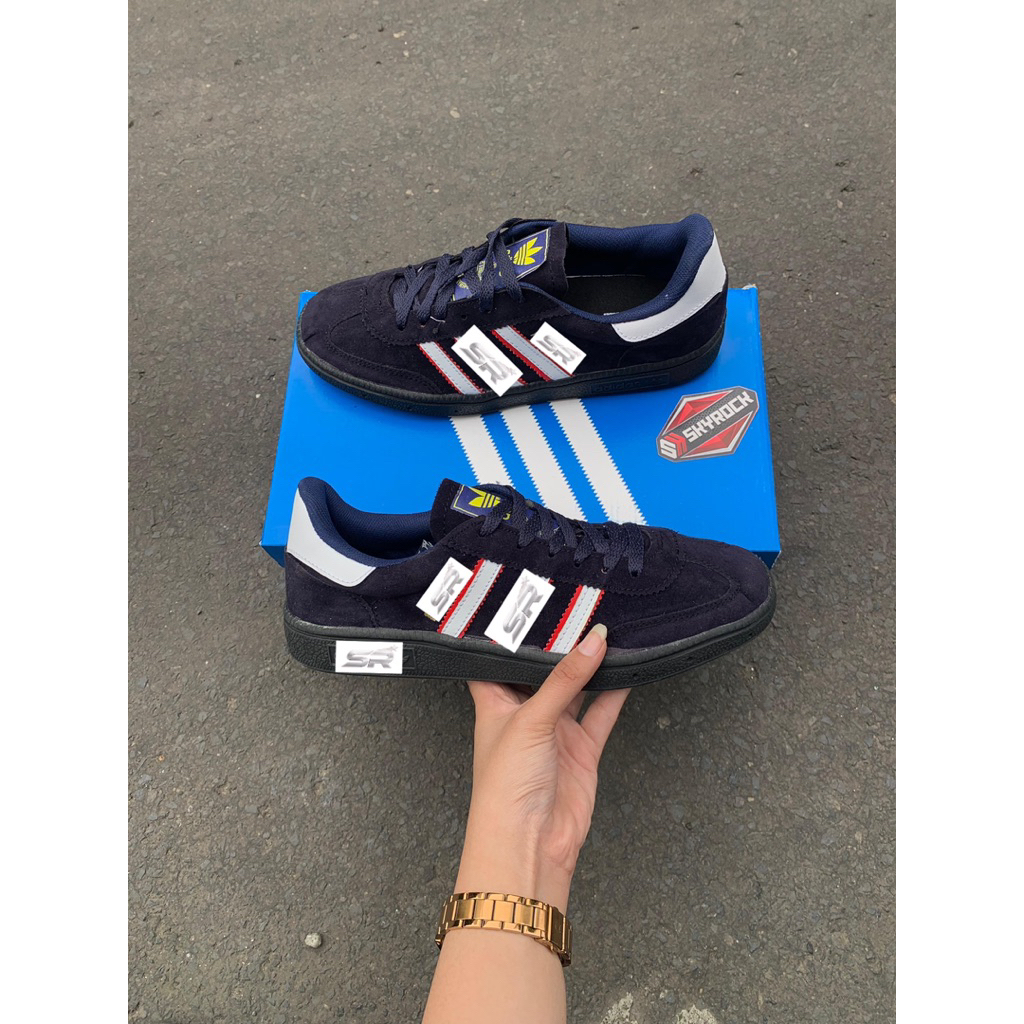 SEPATU KEREN / SNEAKERS CASUAL / SEPATU NAVY CEWE&COWO