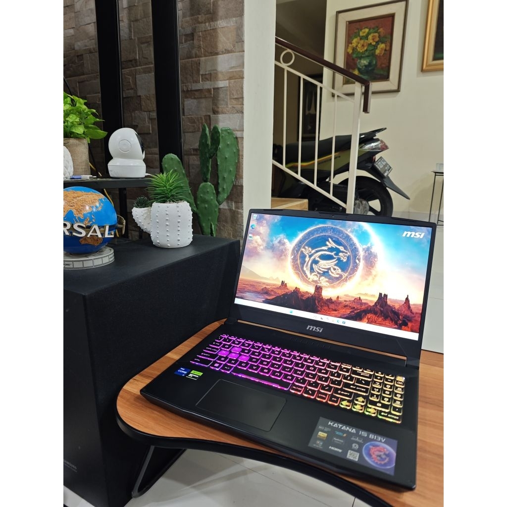 Laptop MSI Katana 15 RTX4070 I7 13620H x rog tuf nitro