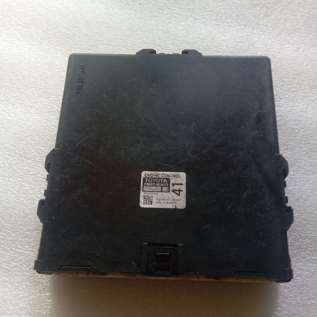 89661-0U410 ecu engine control al new yaris vios