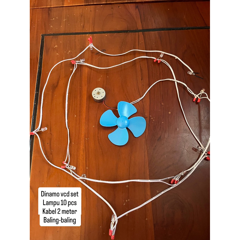 Dinamo vcd set lampu ( 10 pcs lampu dan baling-baling kabel 2 meter ) untuk layang-layang
