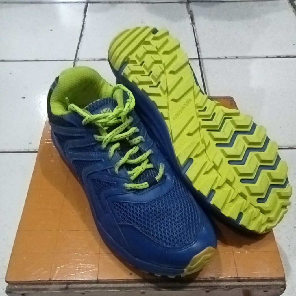 SEPATU TRAIL RUNNING KARRIMOR CARACAL 2
