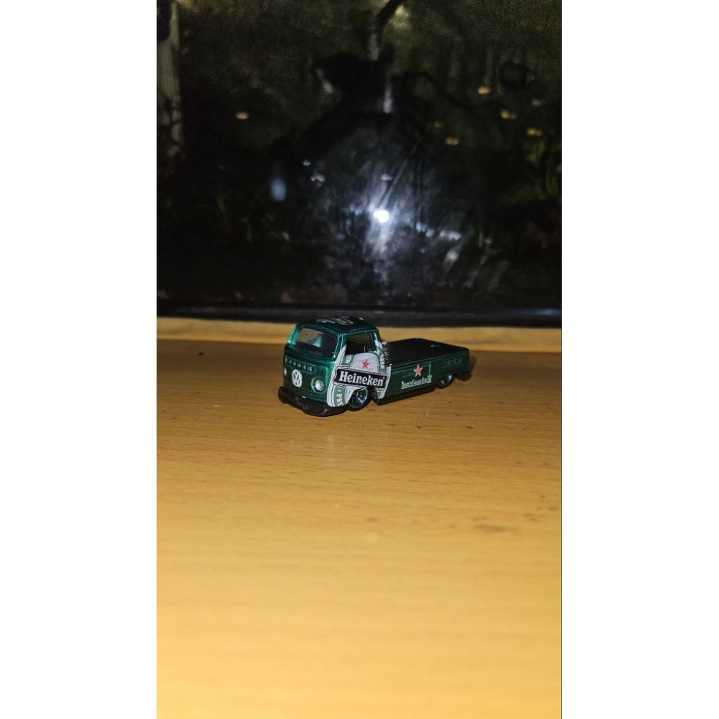 Hot Wheels Custom VW T2 Pickup Heineken