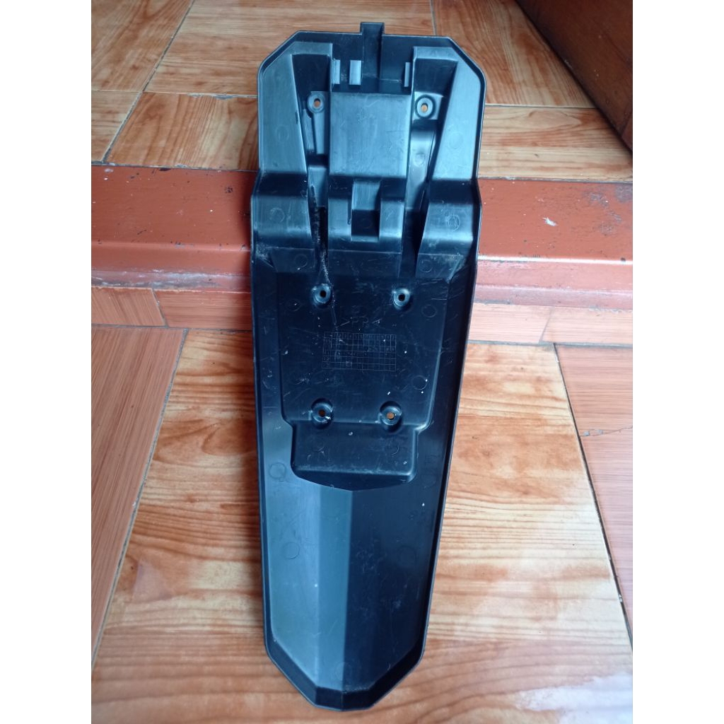 spakbor belakang Byson karbu second