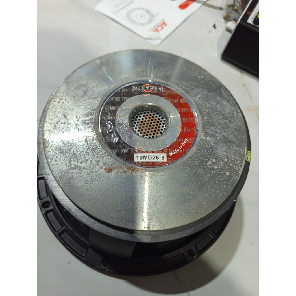 Speaker BNC 10md26 second/bekas normal