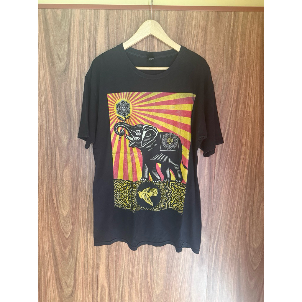 Baju Kaos OBEY Second