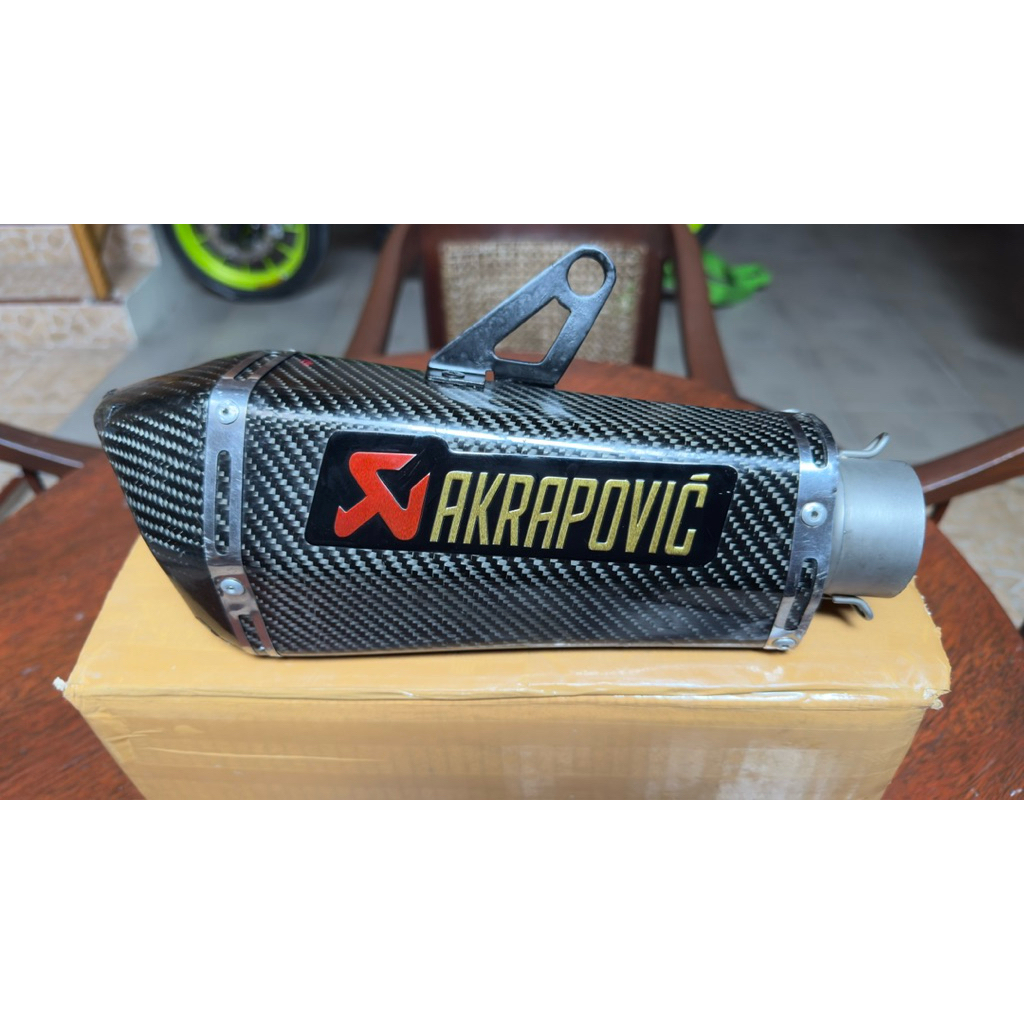 KNALPOT AKRAPOVIC KARBON IMPORT