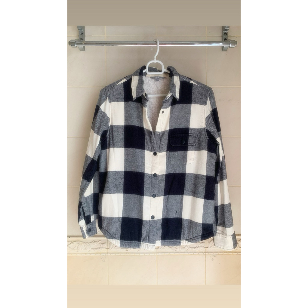UNIQLO FLANNEL PILE-LINED SHIRT-JACKET | SHACKET KEMEJA-JAKET | ATASAN PARKA SAKU PROTEKSI SINAR UV 