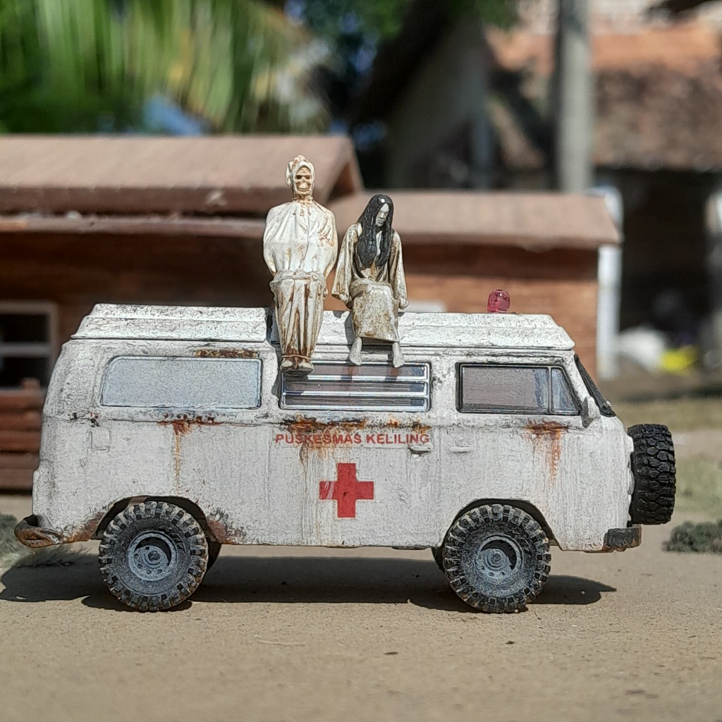 greenlight volkswagen vw ambulance custom pocong kunti figur