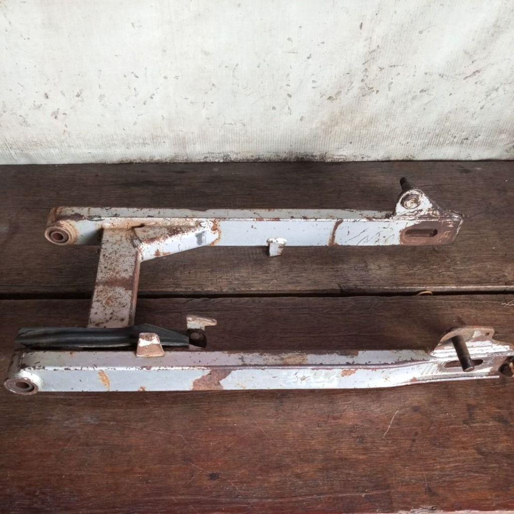 swing arm sasis Honda Supra fit new original