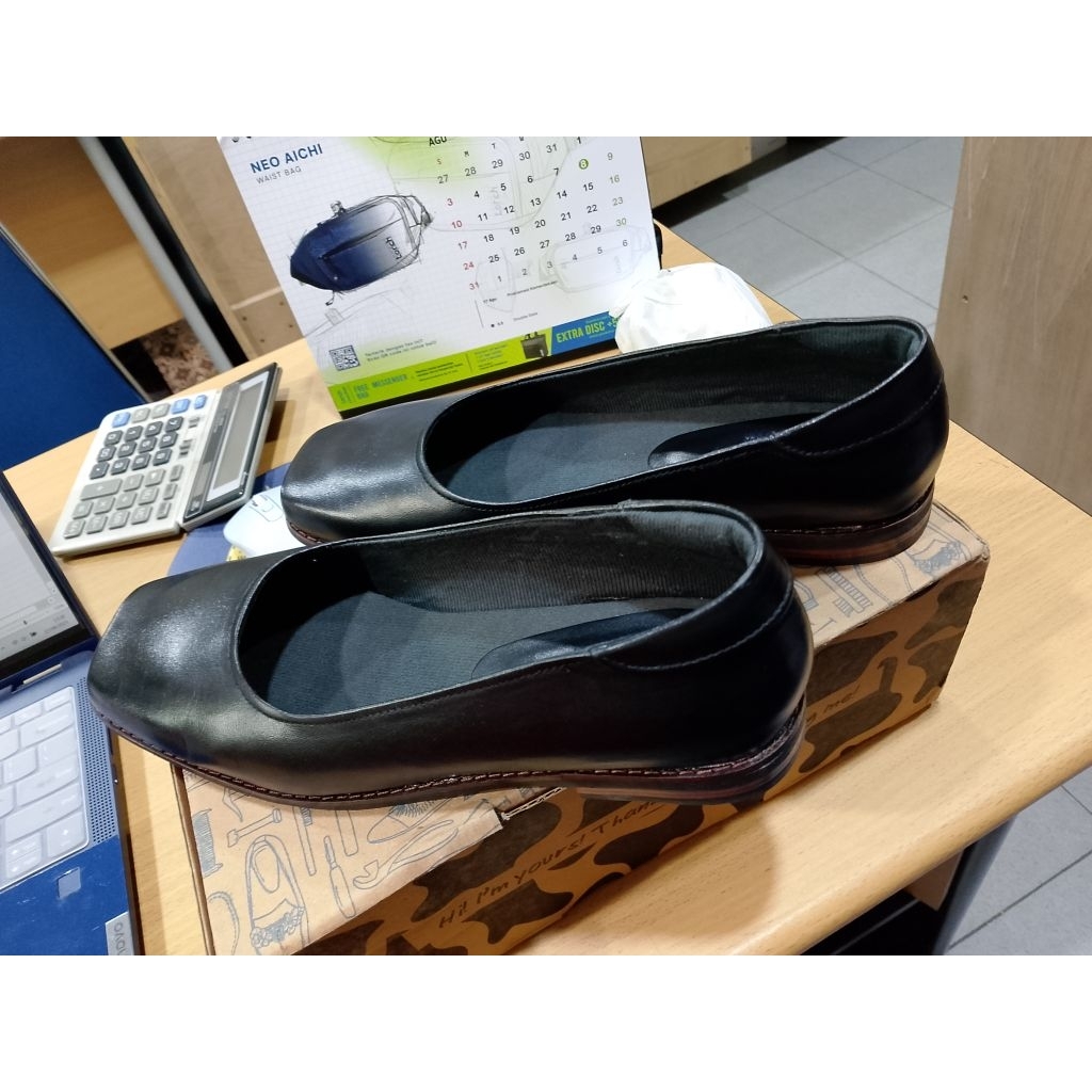 Preloved sepatu basic serlium