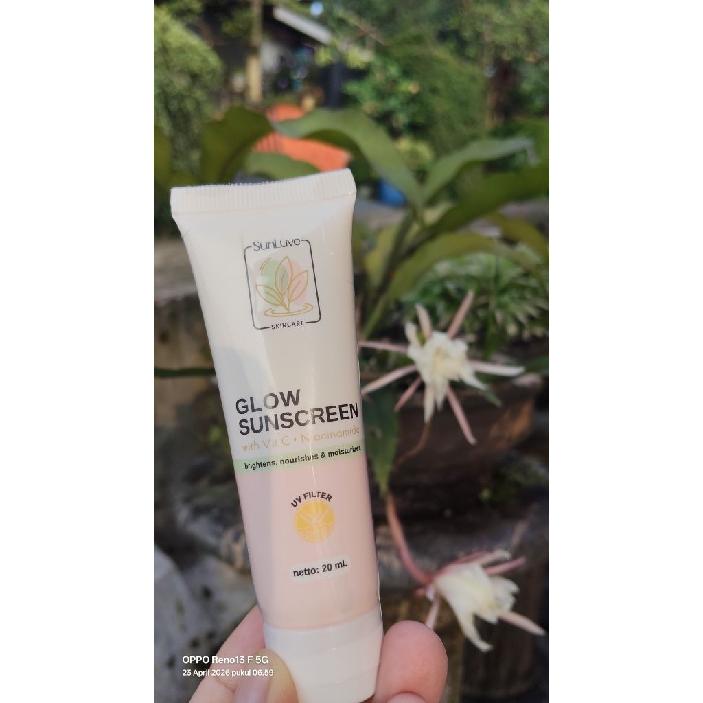 SunLuve Glow Sunscreen