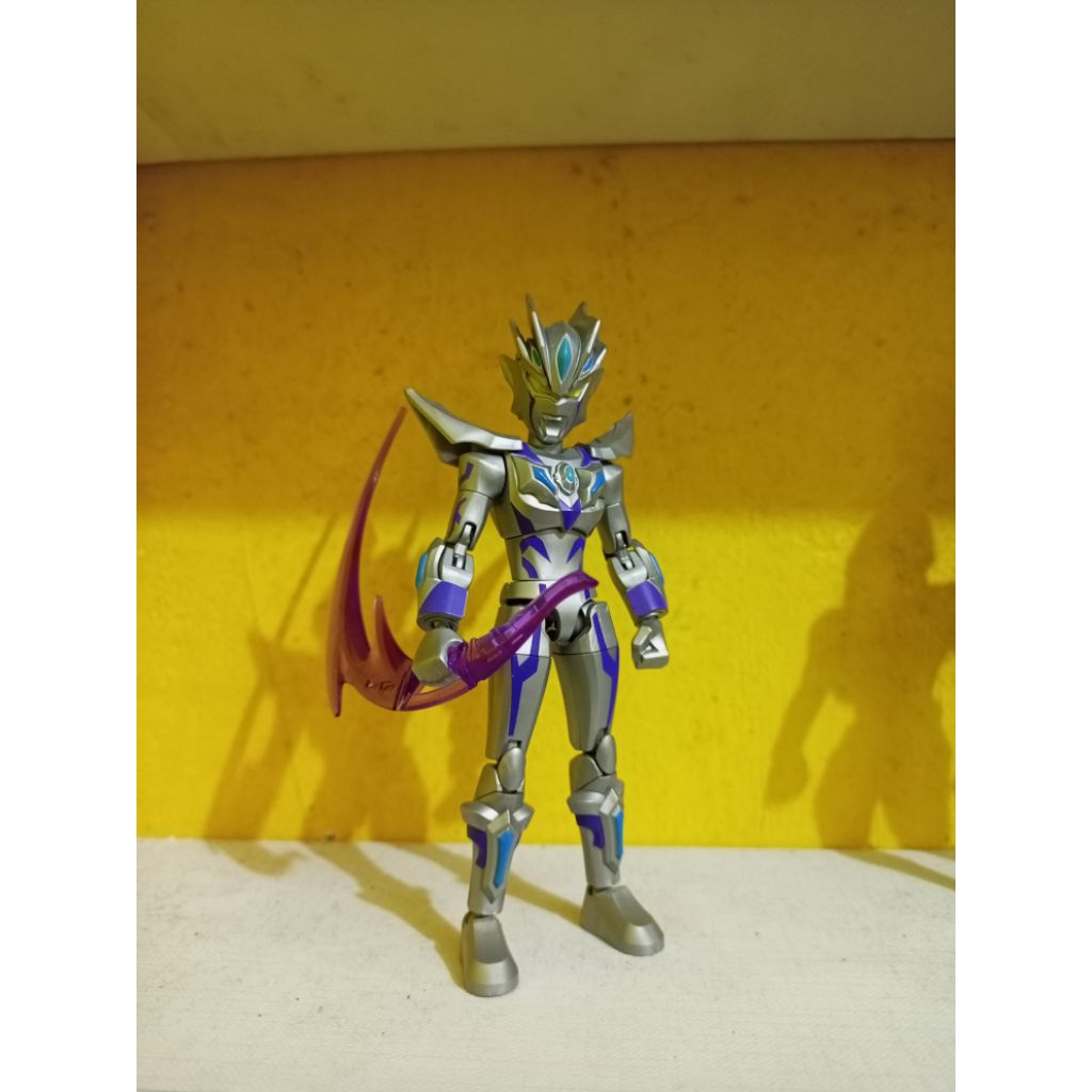 Laris_ Keepley ultraman zero beyond