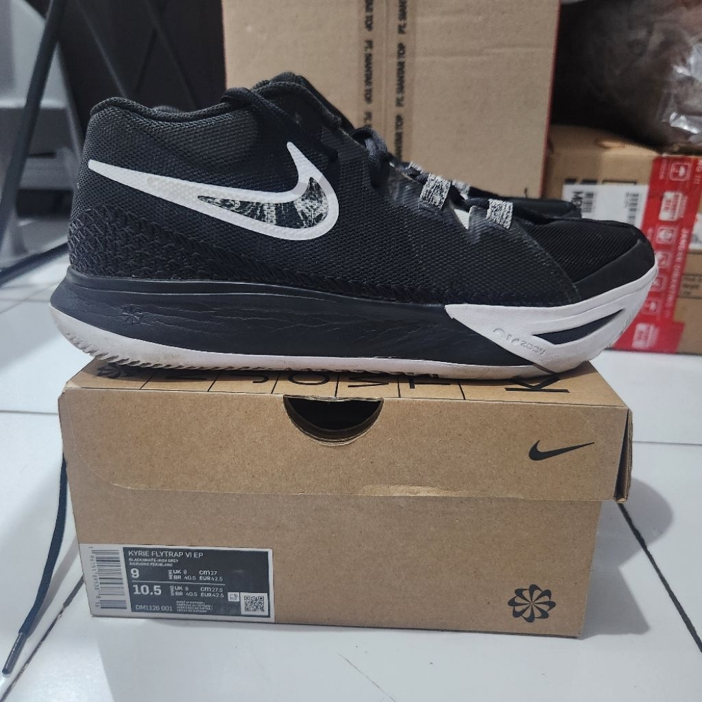 Sepatu Basket Nike KYRIE FLYTRAP VI EP Size 42.5