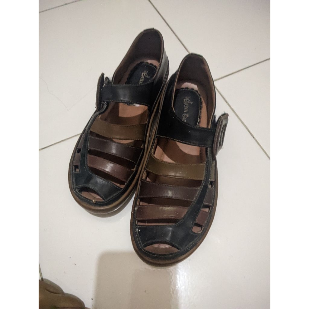 sepatu wanita bee girl sz 37