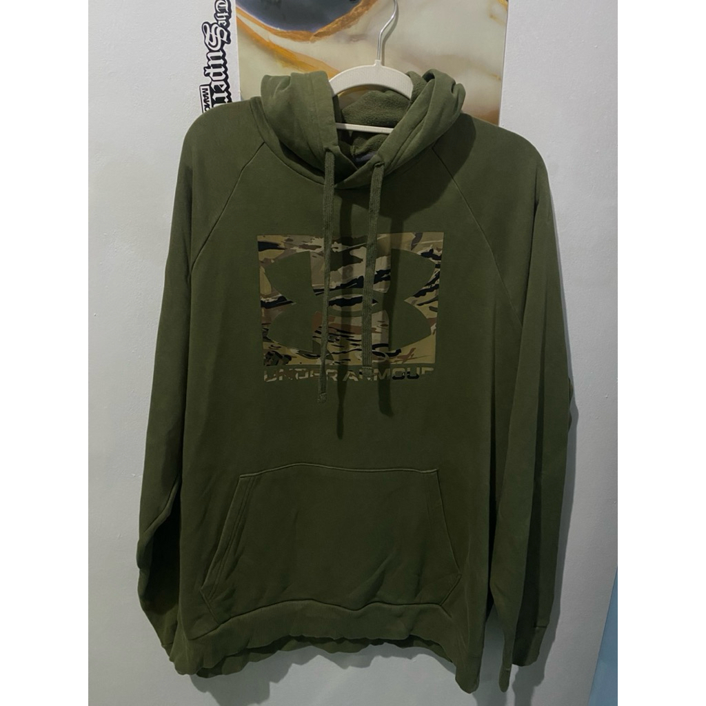 hoodie under armour
