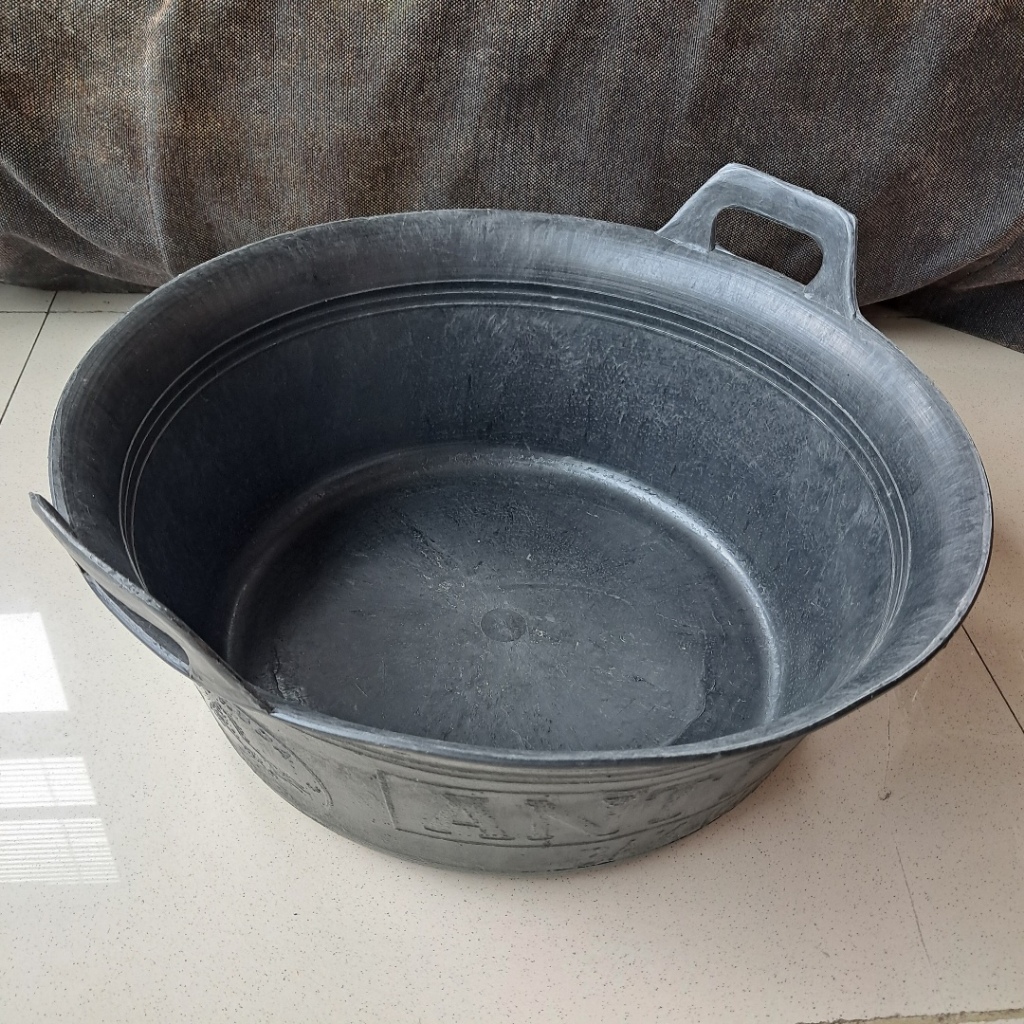 Ember Bak Karet Hitam 20 liter D40 cm Anti Pecah Kuda Mas  - Only Gojek Grab