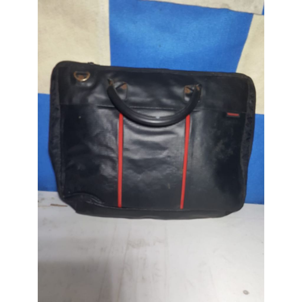 tas leptop jumbo besar merk Toshiba