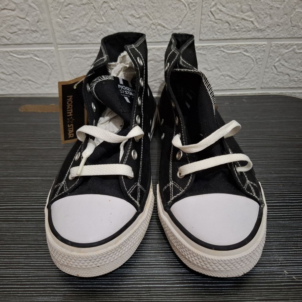 [NEW] Sepatu Sneakers Sekolah North Star Hitam Putih