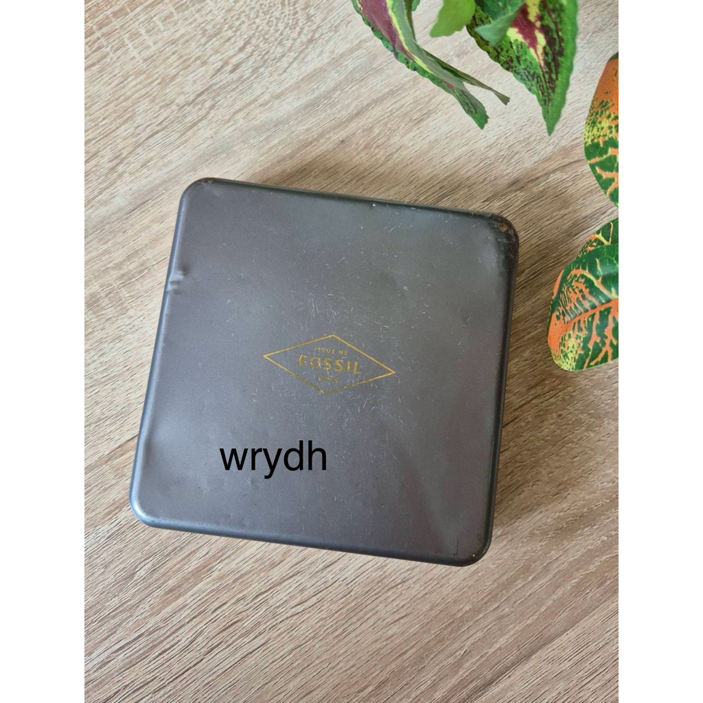 Wadah kaleng Ocil Tin box tin toys box dompet