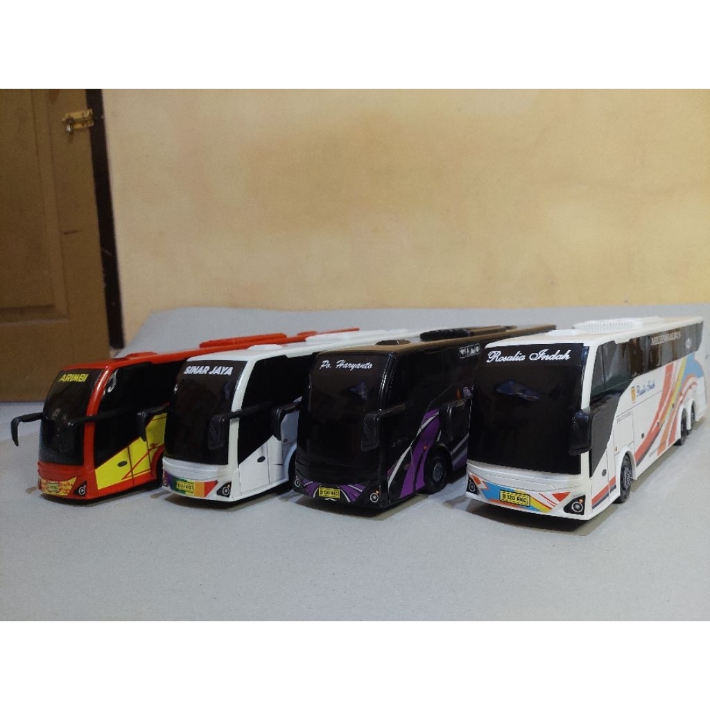 Miniatur Bus RKC Tronton UHD Modifikasi Livery Sinar Jaya Rosalia Indah Po Haryanto Arimbi Terbaru