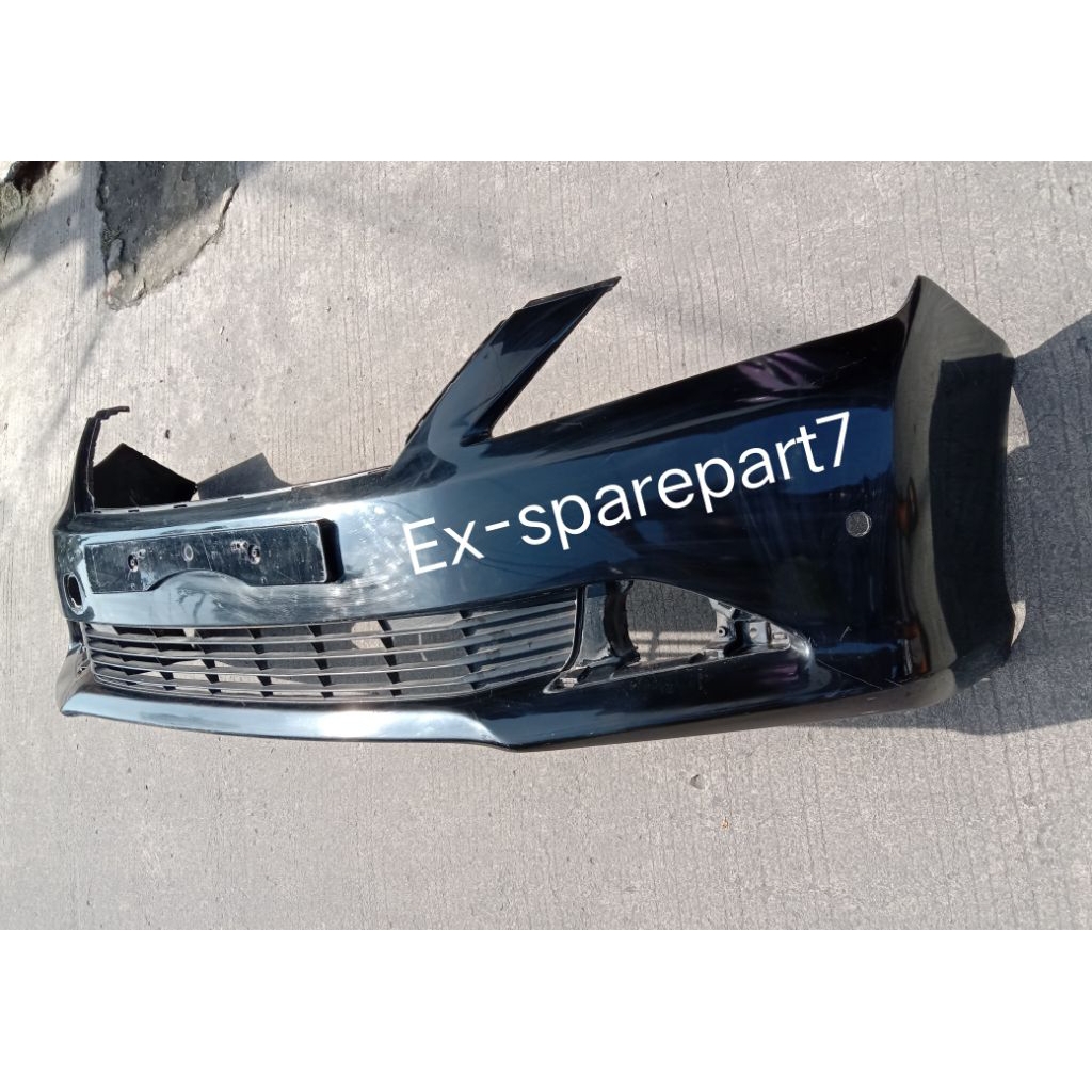 Bumper depan camry 2013 2014 bekas original