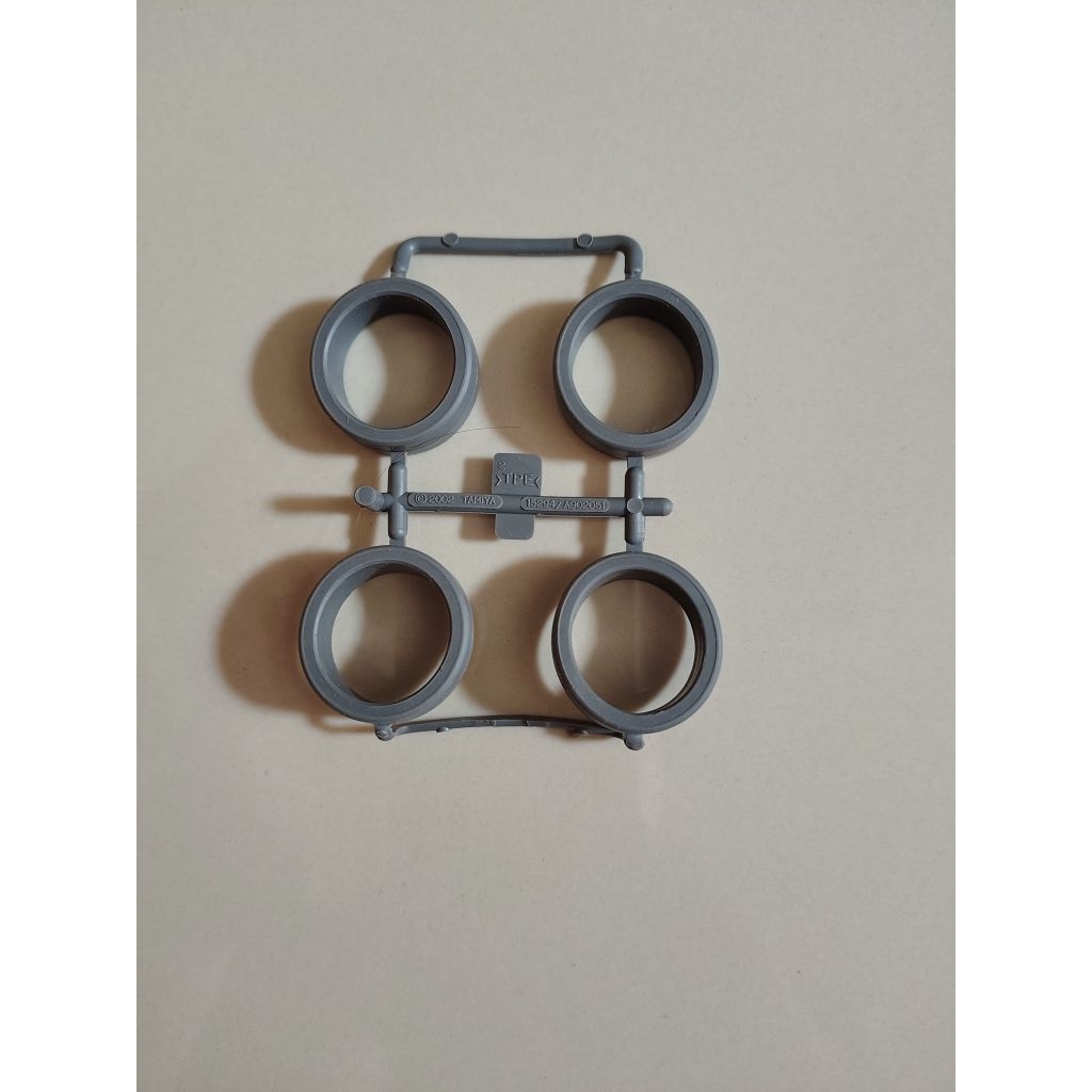 tamiya ban hard warna grey