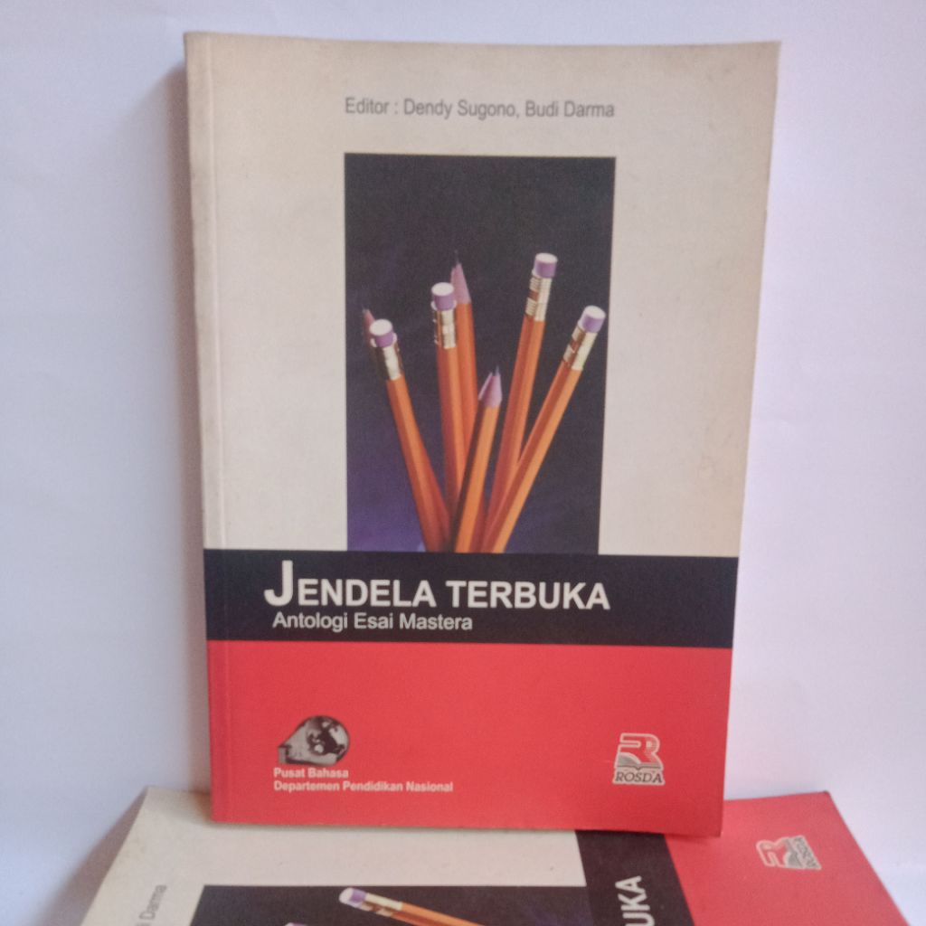 jendela terbuka antologi esai mastera