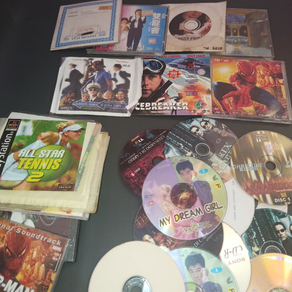 Paket Borongan Kaset PS1 VCD DVD Kaset Pita Bekas Vintage Untested Bundle Preloved Dekorasi
