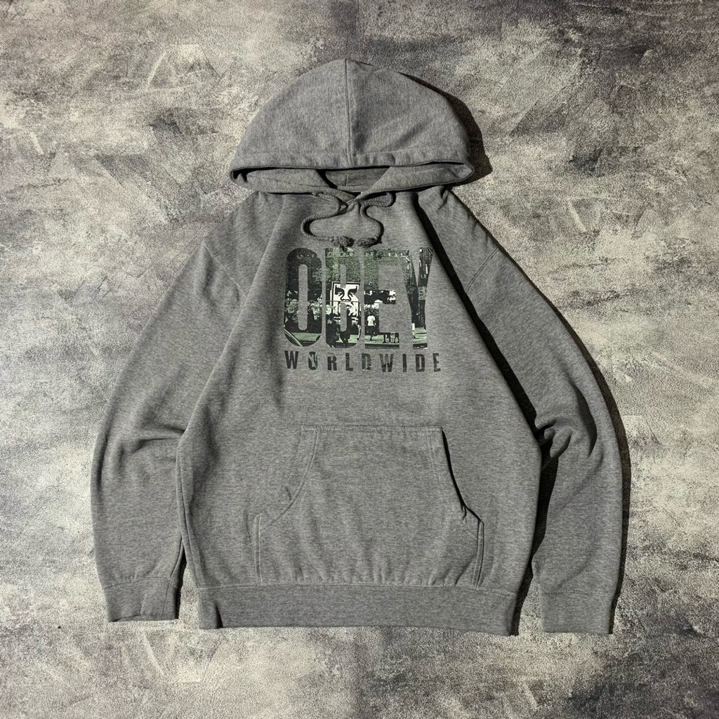 HOODIE OBEY