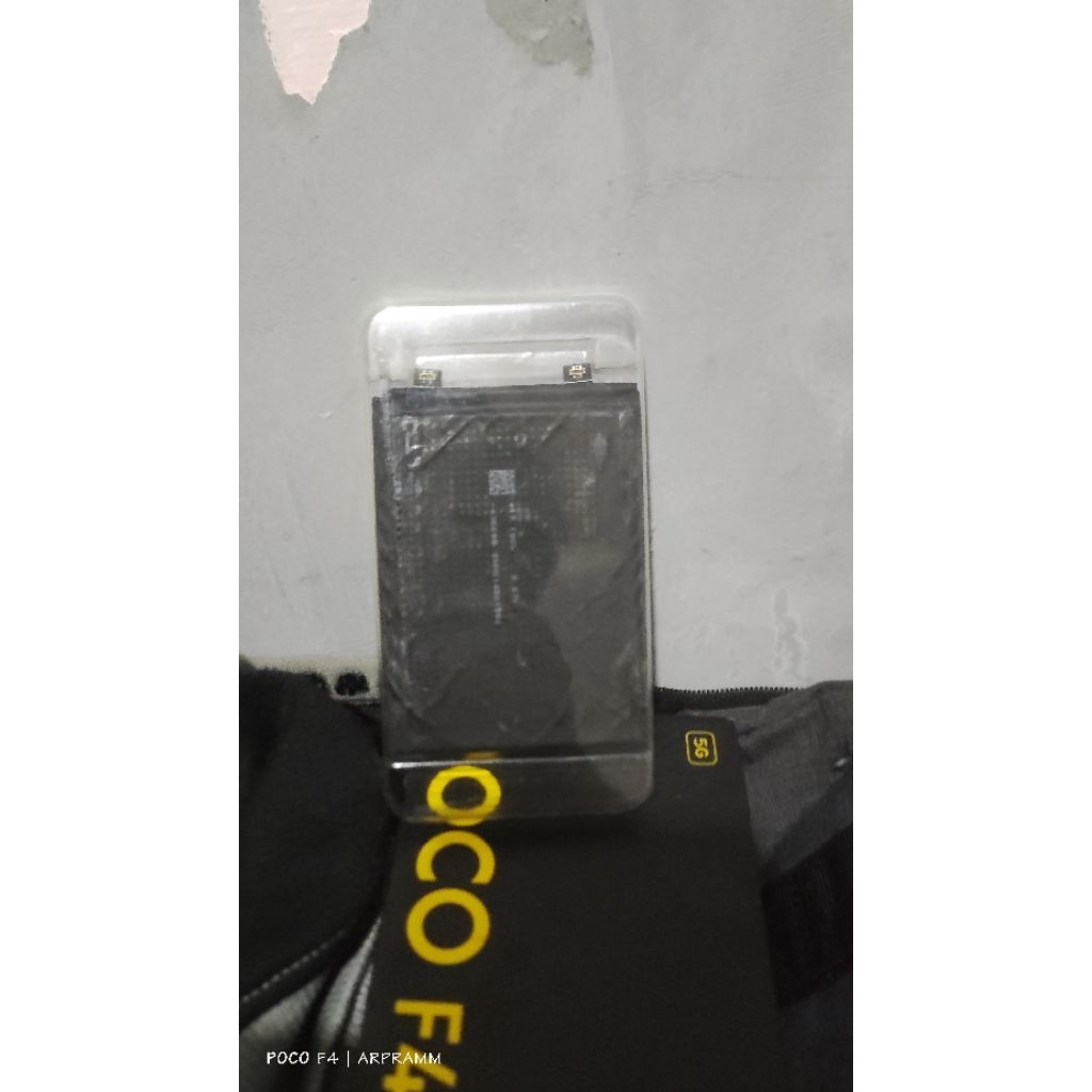Battery Poco F4 bekas copotan