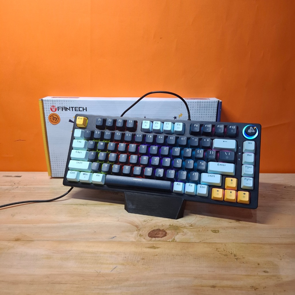 Fantech Atom 81 Mechanical Keyboard Mizu Edition