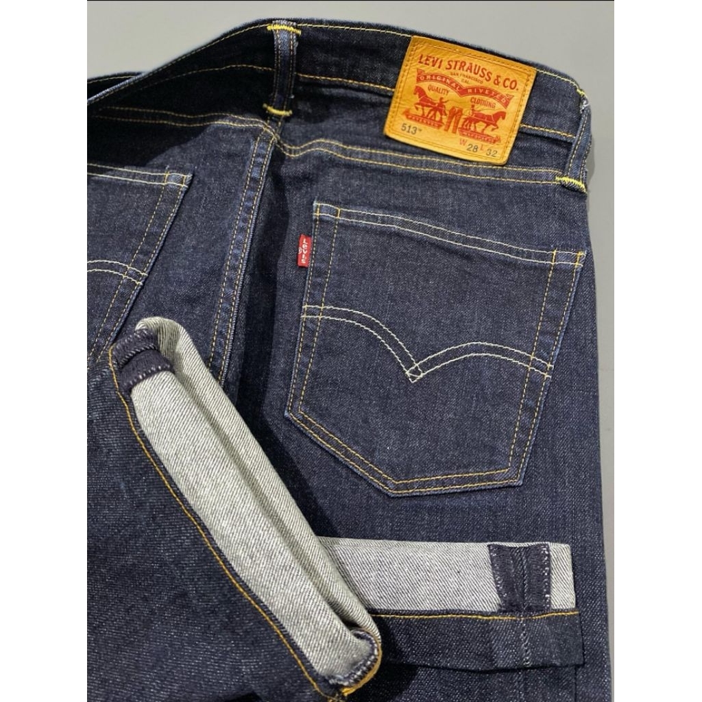 levis 513