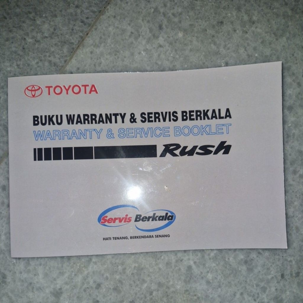 Buku Servis Mobil Toyota Rush model lama Bekas.