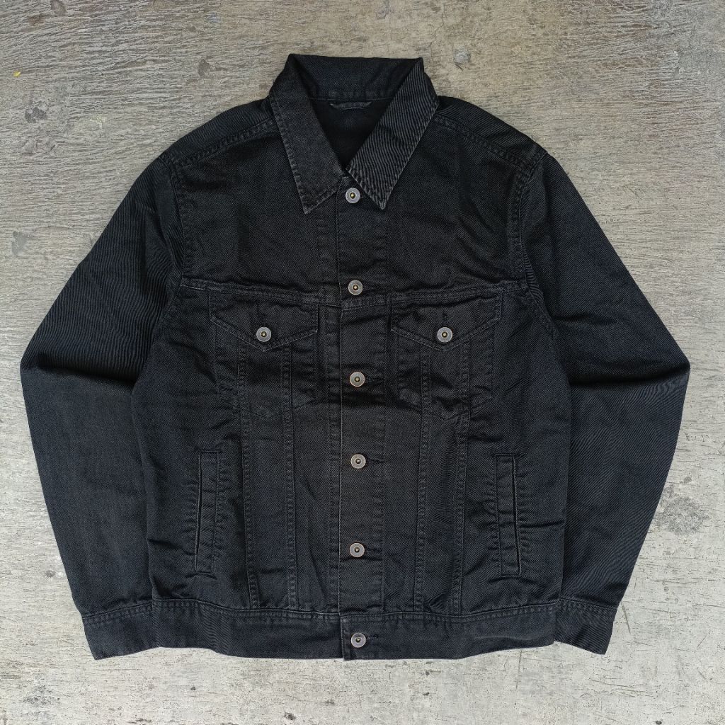 Uniqlo Trucker Denim Black Jacket Second